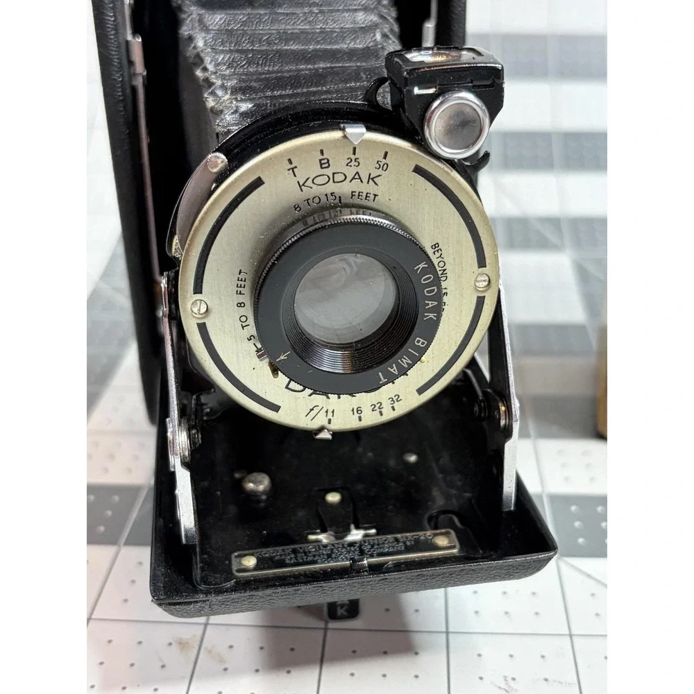 Vintage Kodak Vigilant Junior Six-20 Folding Camera Antique USA w/ Box & Booklet